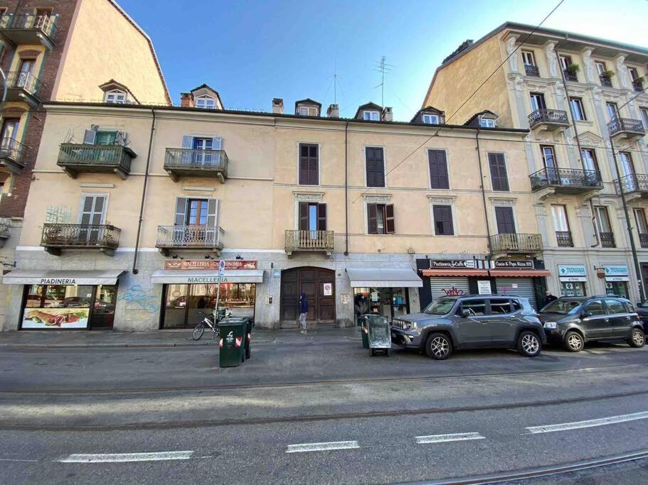 A Due Passi Dal Centro Apartment Turin Exterior photo